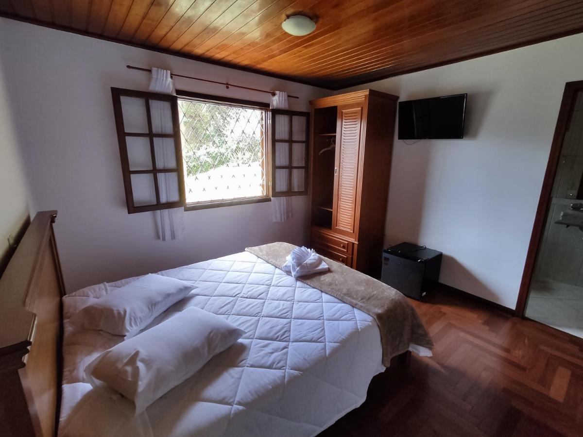 Pousada Portal Da Serra Campos do Jordão Esterno foto